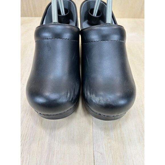 Dansko Professional Black Leather Slip On Nursing Clogs Womens Size 39 US 8.5/9 - Picture 3 of 8